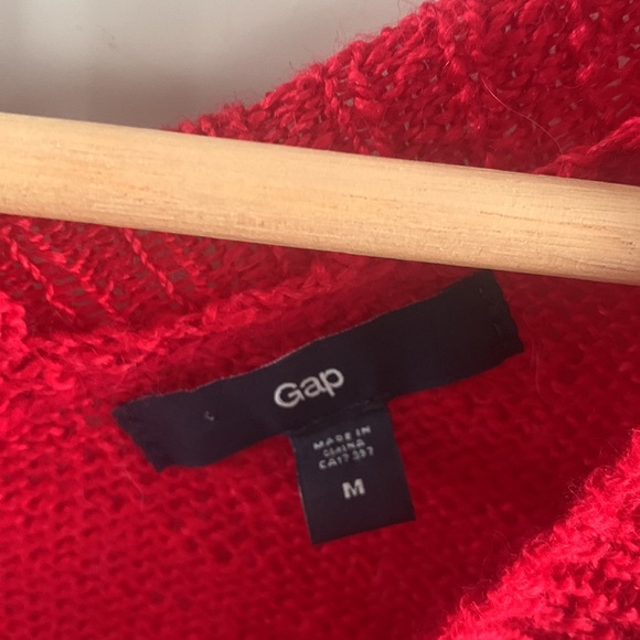 GAP bright red short sleeved sweater - Picture 2 of 5